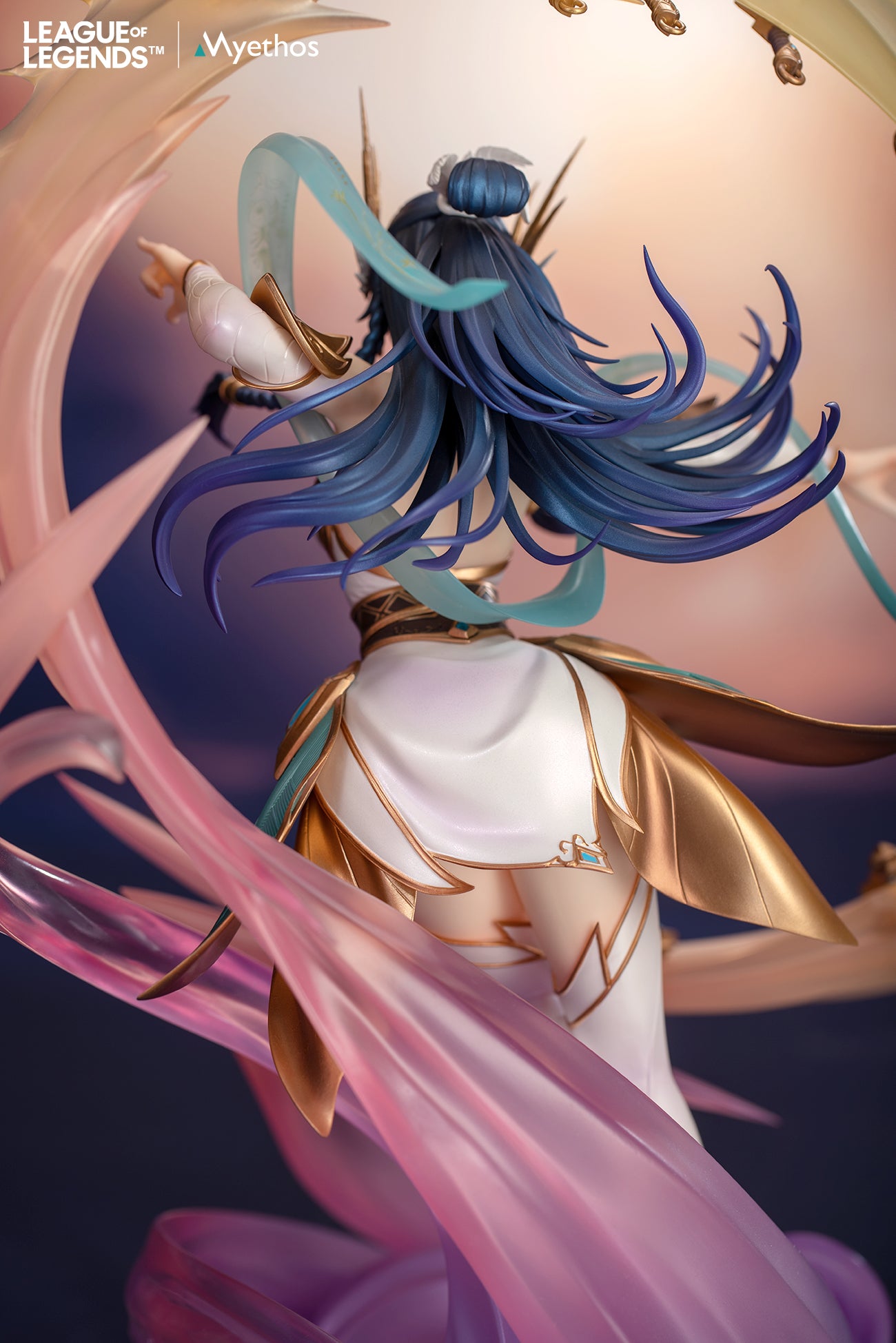 (Pre-Order) "League of Legends" Divine Sword Irelia - 1/7 Scale Figure