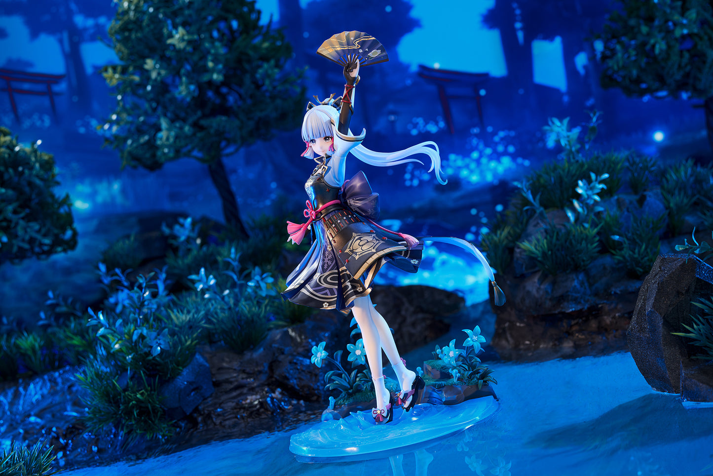 Genshin Impact Figure - Kamisato Ayaka - Shirasagi Hyouka Ver. - 1/7 Scale Figure