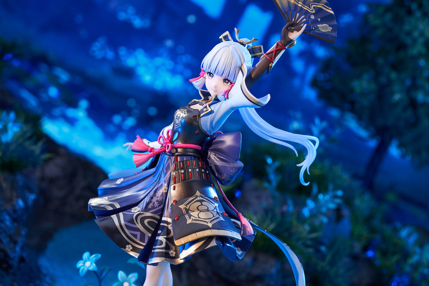 Genshin Impact Figure - Kamisato Ayaka - Shirasagi Hyouka Ver. - 1/7 Scale Figure