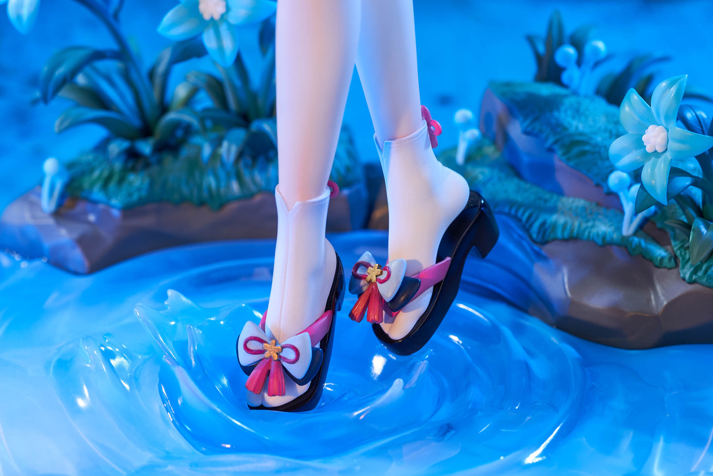Genshin Impact Figure - Kamisato Ayaka - Shirasagi Hyouka Ver. - 1/7 Scale Figure