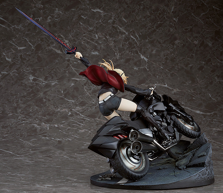 Fate/Grand Order - Altria Pendragon - 1/8 Scale Figure - Saber, (Alter), & Cuirassier Noir