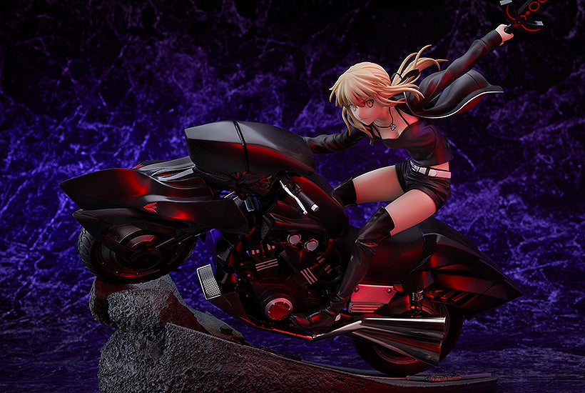 Fate/Grand Order - Altria Pendragon - 1/8 Scale Figure - Saber, (Alter), & Cuirassier Noir