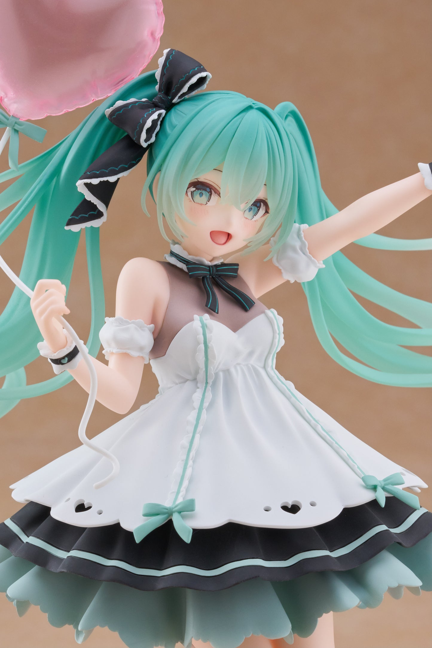 (Pre-Order) Hatsune Miku - AMP+ Prize Figure - HATSUNE MIKU Birthday 2025 (Party Ver.)