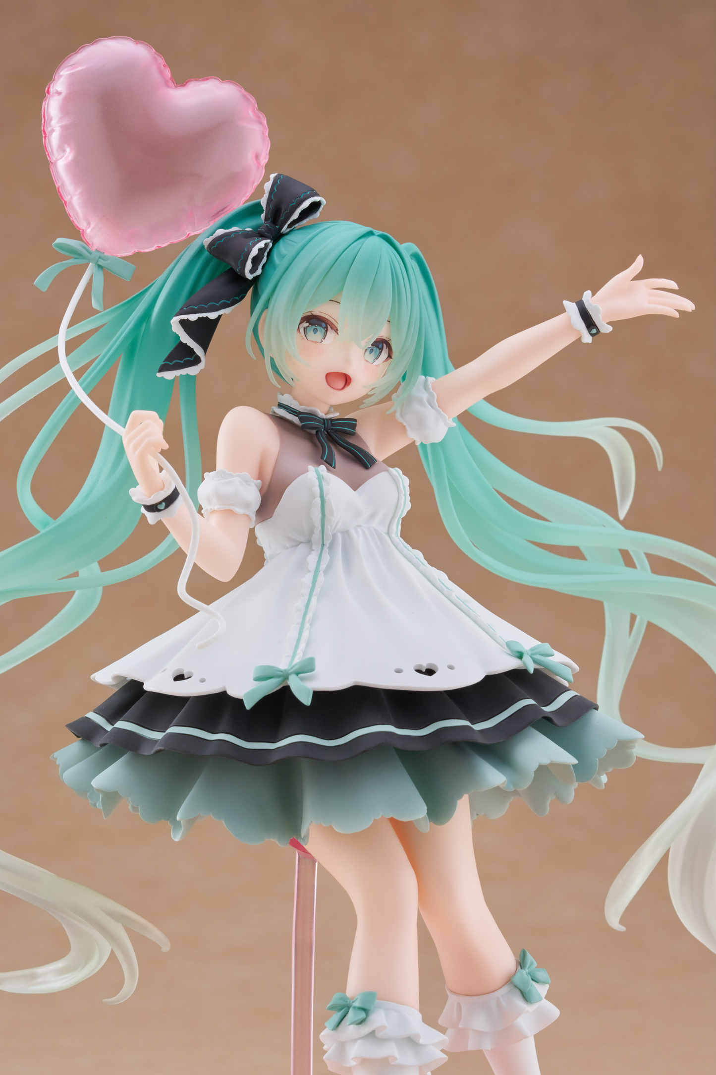 (Pre-Order) Hatsune Miku - AMP+ Prize Figure - HATSUNE MIKU Birthday 2025 (Party Ver.)