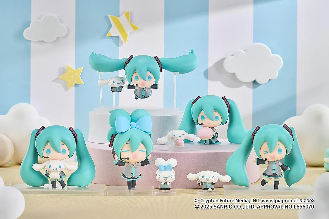 Pre-Order) Hatsune Miku x Cinnamoroll Collectible - Chibi Figure