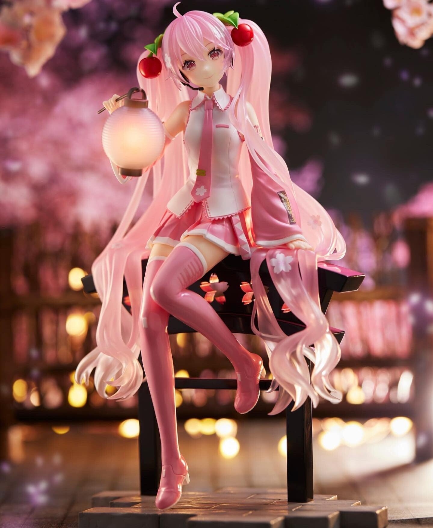 Hatsune Miku - Artist MasterPiece+ - Sakura Lantern Ver. - Prize Figure