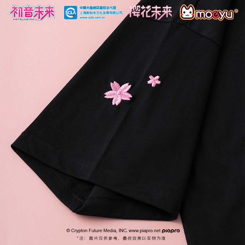 Hatsune Miku - Sakura Miku Series - Black T-Shirt