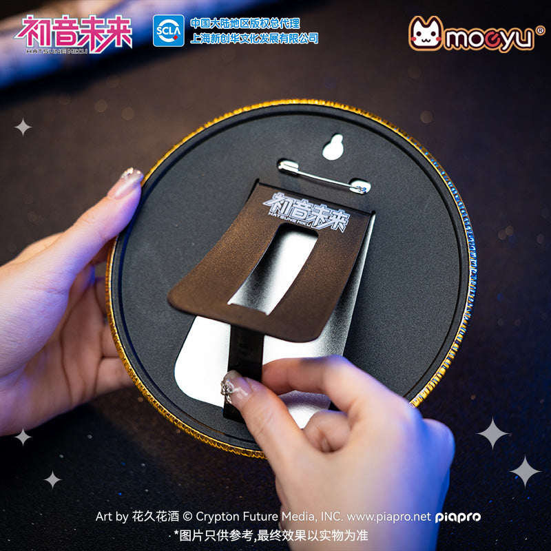 (Pre-Order) Hatsune Miku - Dimensional Discovery Series - Huge Badge