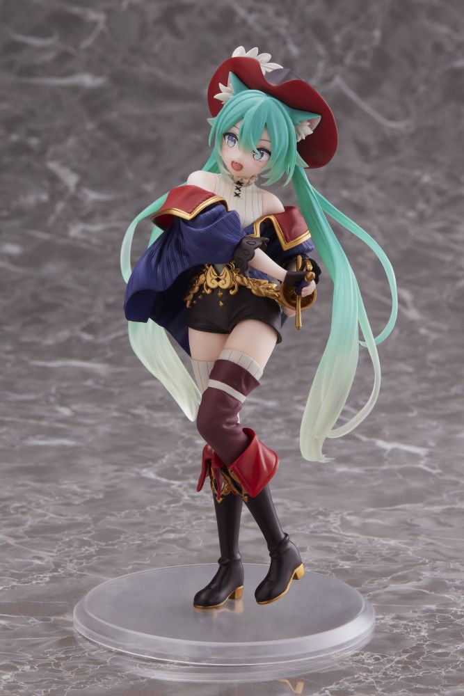 (Pre-Order) Hatsune Miku Wonderland Prize Figure - Puss in Boots (rerun)