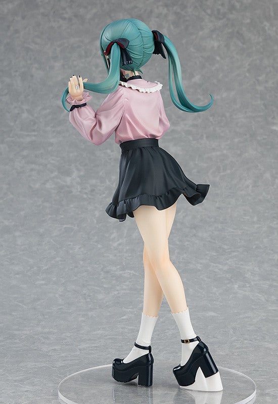 (Pre-Order) POP UP PARADE Figure - Hatsune Miku: The Vampire Ver. L (Rerelease)