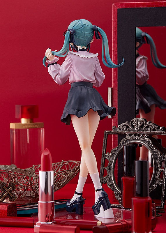 (Pre-Order) POP UP PARADE Figure - Hatsune Miku: The Vampire Ver. L (Rerelease)