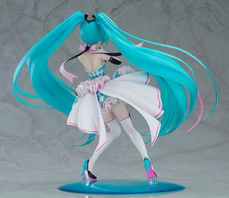 GOOD SMILE Racing - Hatsune Miku - 1/8 Scale Figure - Racing 2019 Ver. feat. Annindoufu