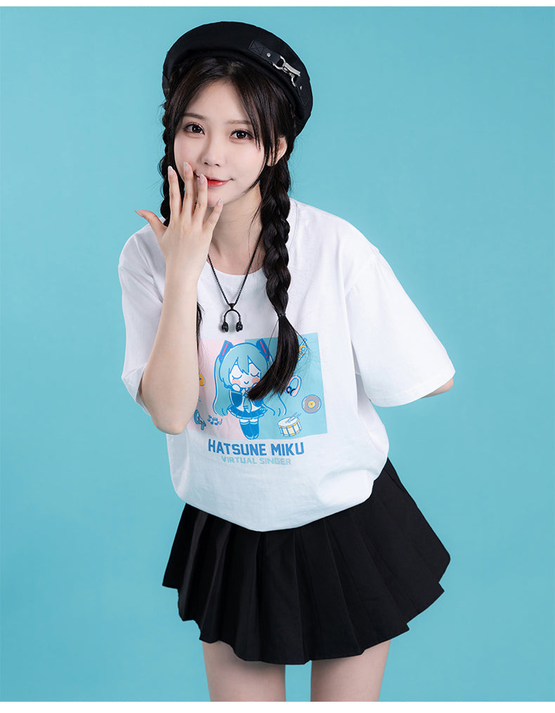 (Pre-Order) Hatsune Miku - Moeyu x Hatsune Miku - 2022 Spring T-Shirt