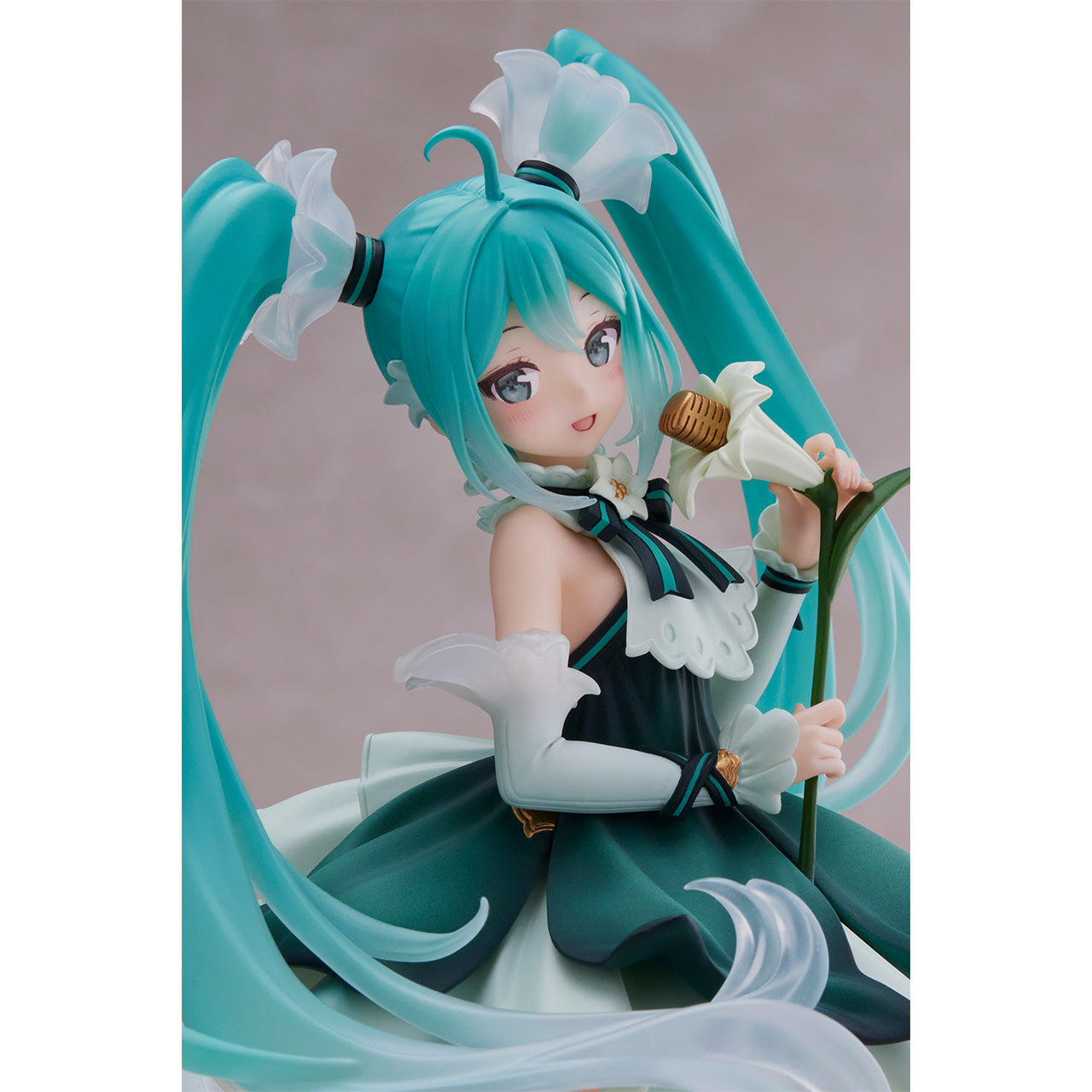 (Pre-Order) Hatsune Miku - 39 Miku's Day Anniversary Ver. - Non-Scale Figure