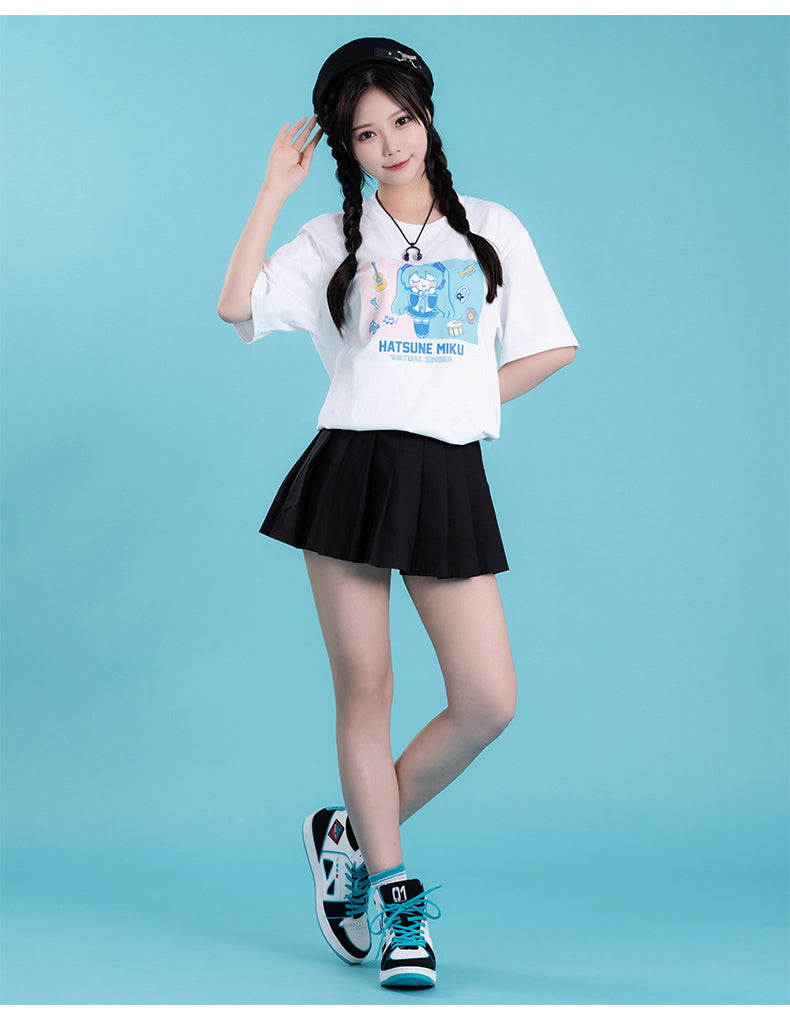(Pre-Order) Hatsune Miku - Moeyu x Hatsune Miku - 2022 Spring T-Shirt
