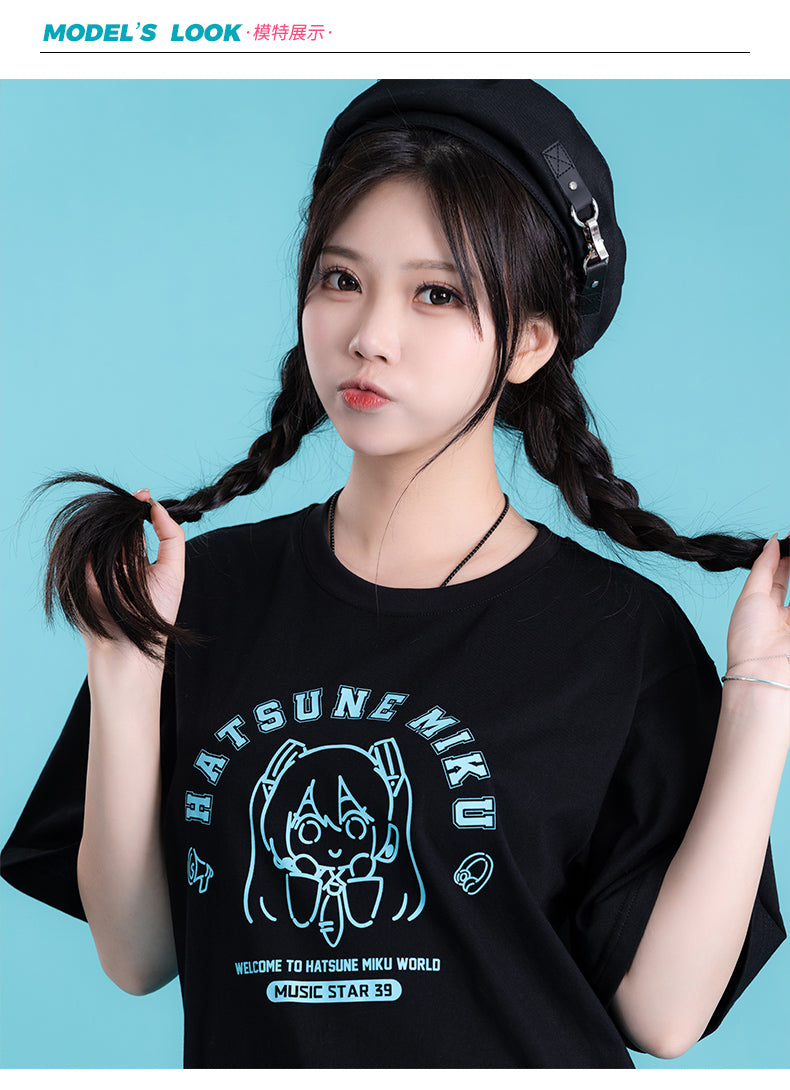 (Pre-Order) Hatsune Miku - Moeyu x Hatsune Miku - 2022 Spring T-Shirt