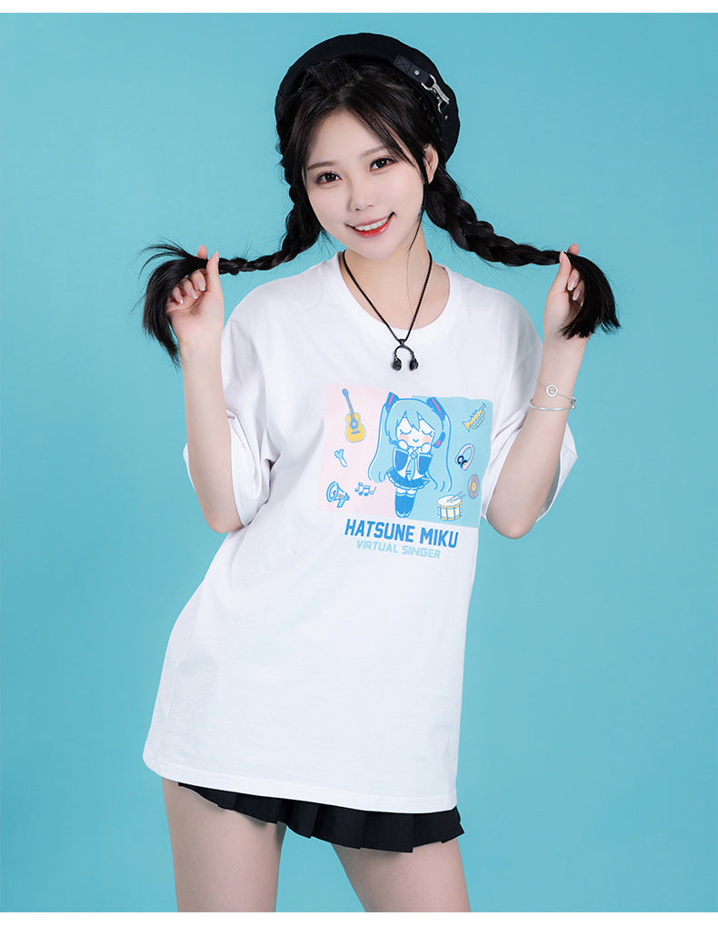 (Pre-Order) Hatsune Miku - Moeyu x Hatsune Miku - 2022 Spring T-Shirt