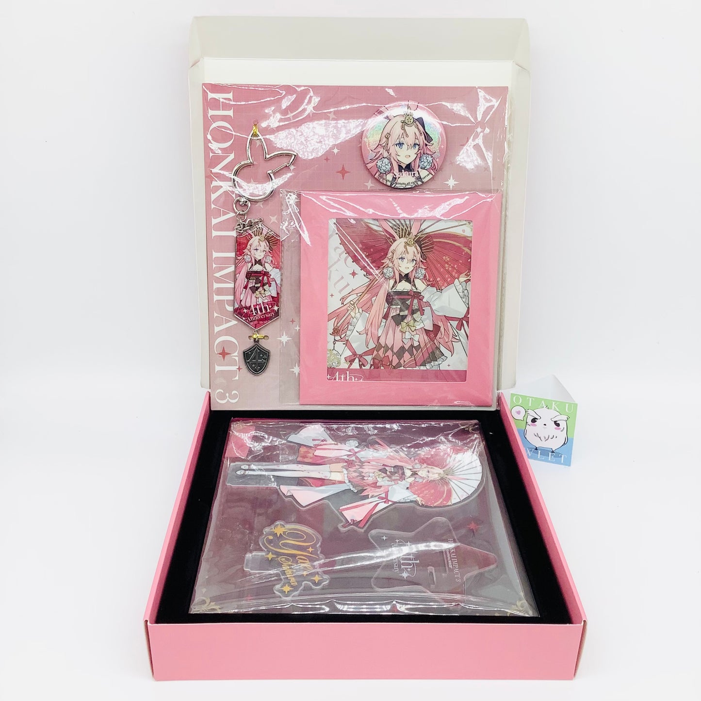Honkai Impact 3: 4th Anniversary Collectible Box Bundle for Yae Sakura!
