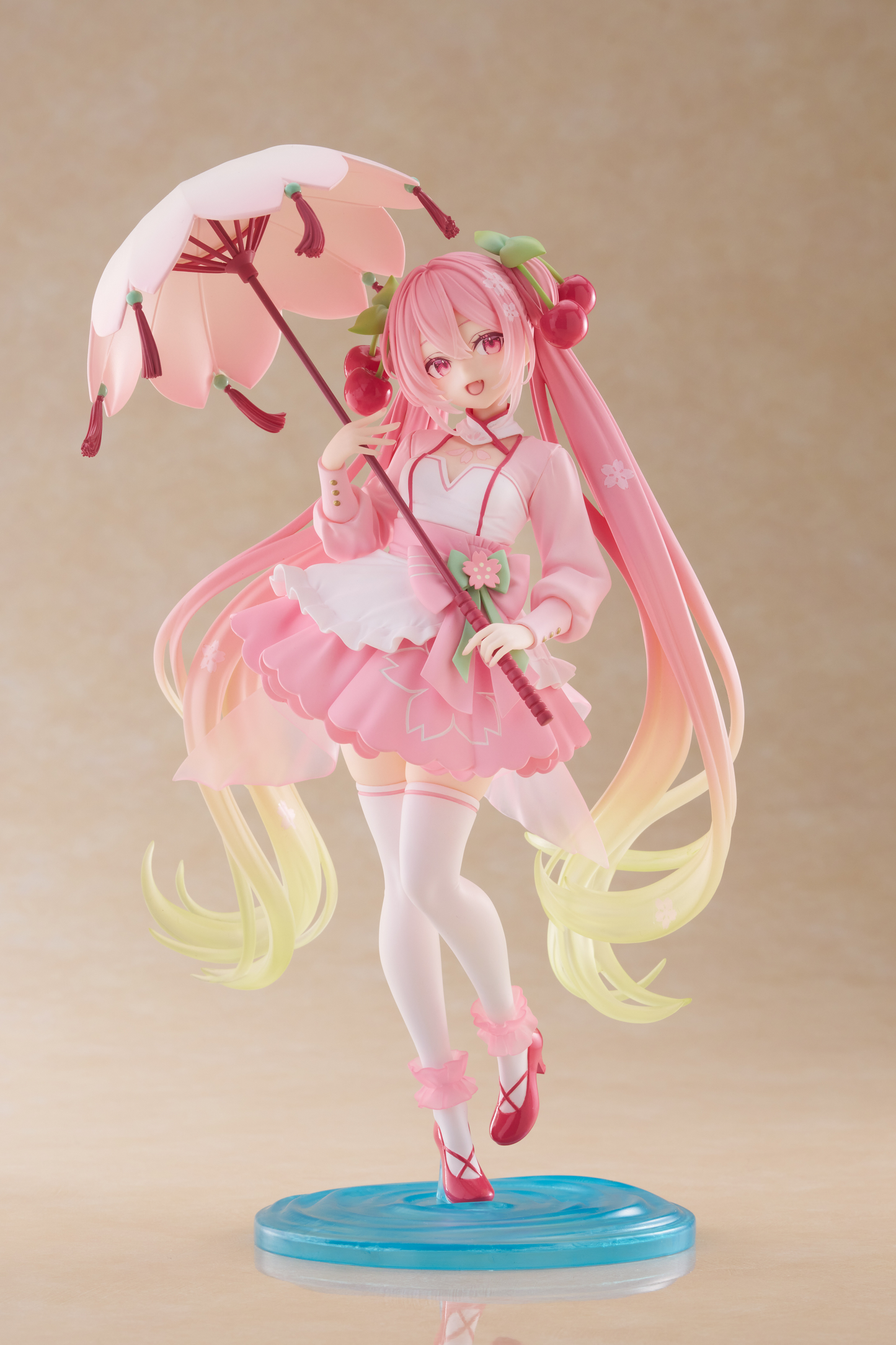 (Pre-Order) Hatsune Miku - Sakura Miku AMP+ Prize Figure (Sakura Dress Ver.)