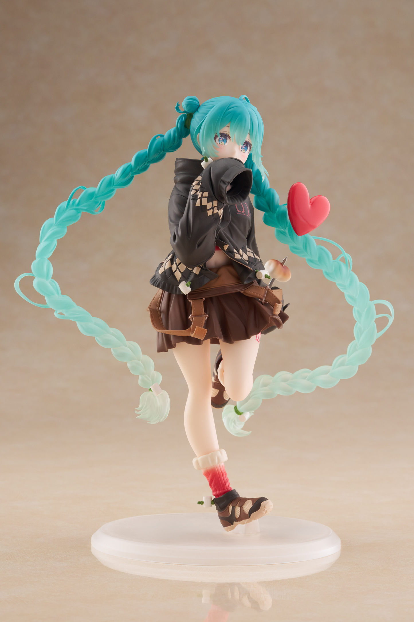 (Pre-Order) Hatsune Miku Prize Figure - Fashion (Outdoor Ver.)