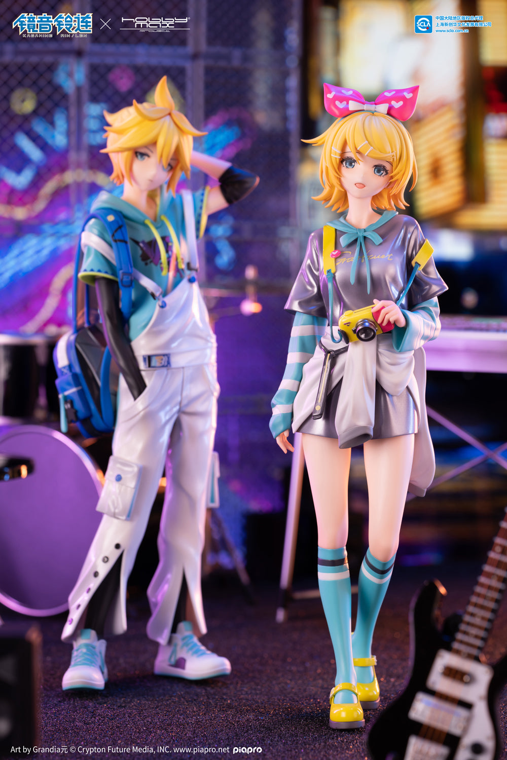 (Pre-Order) Hatsune Miku - Kagamine Rin - 1/7 Scale Figure - Street Chic Ver.