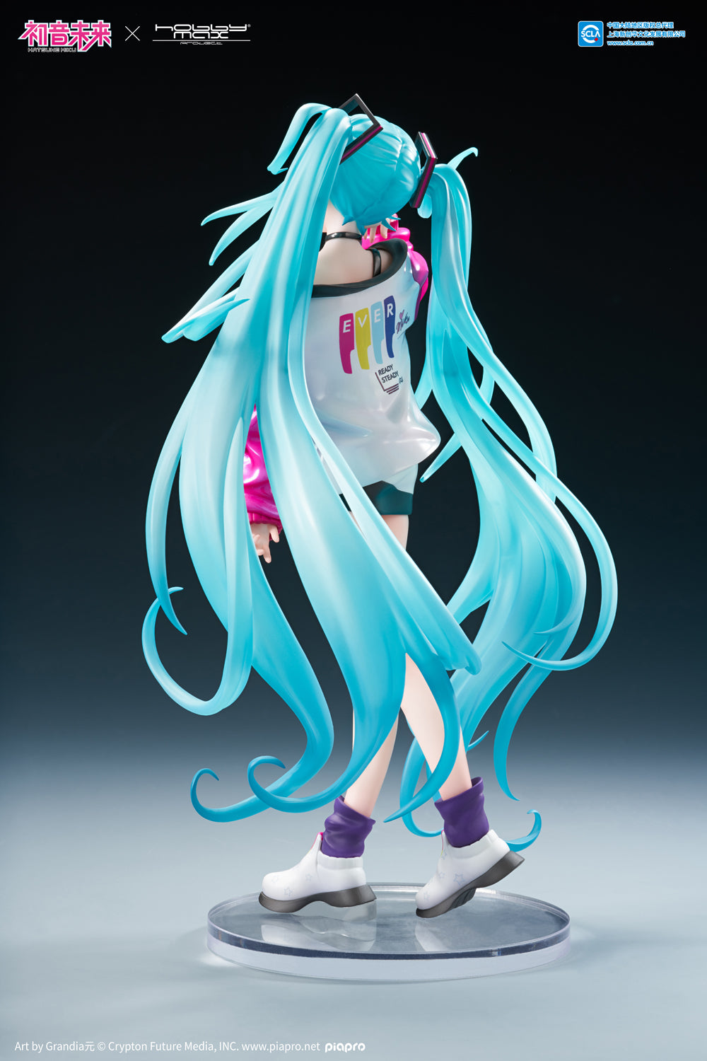 (Pre-Order) Hatsune Miku - 1/7 Scale Figure - Street Chic Ver.