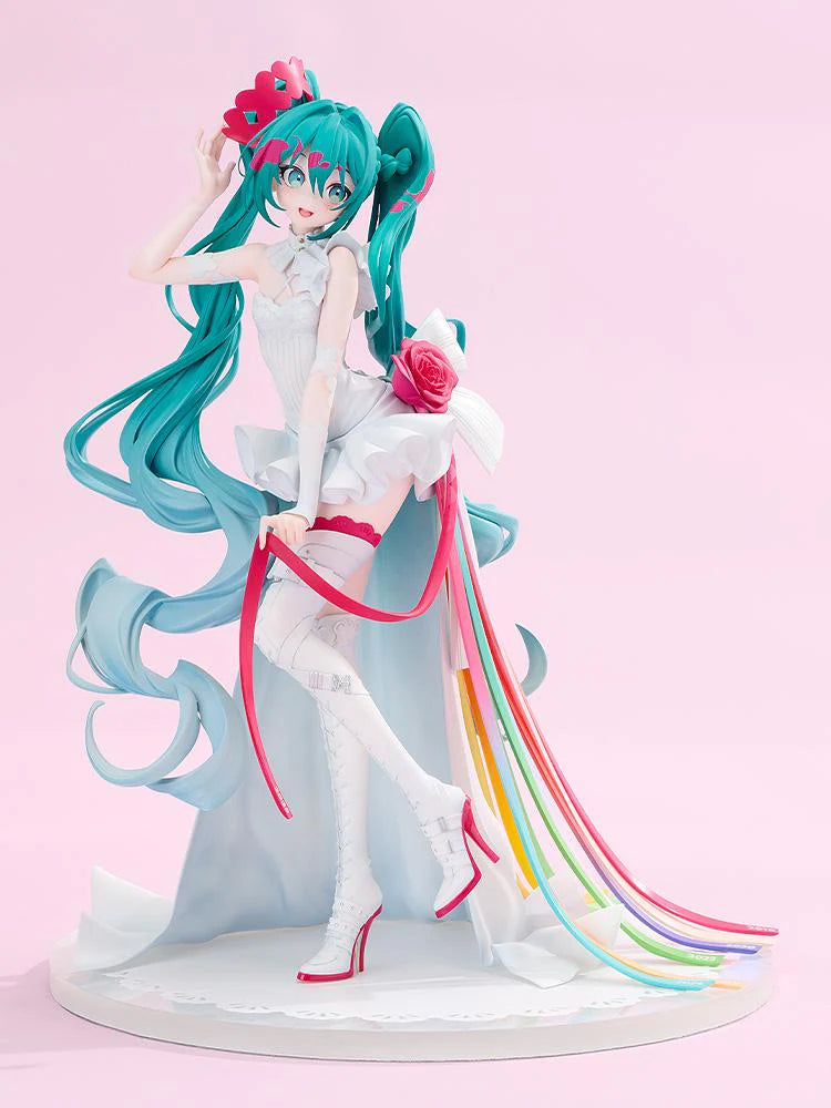 (Pre-Order) Hatsune Miku GT Project G.S. Collection Racing Miku: 15th "Rhapsody" 2010-2025 - 1/7 Scale Figure