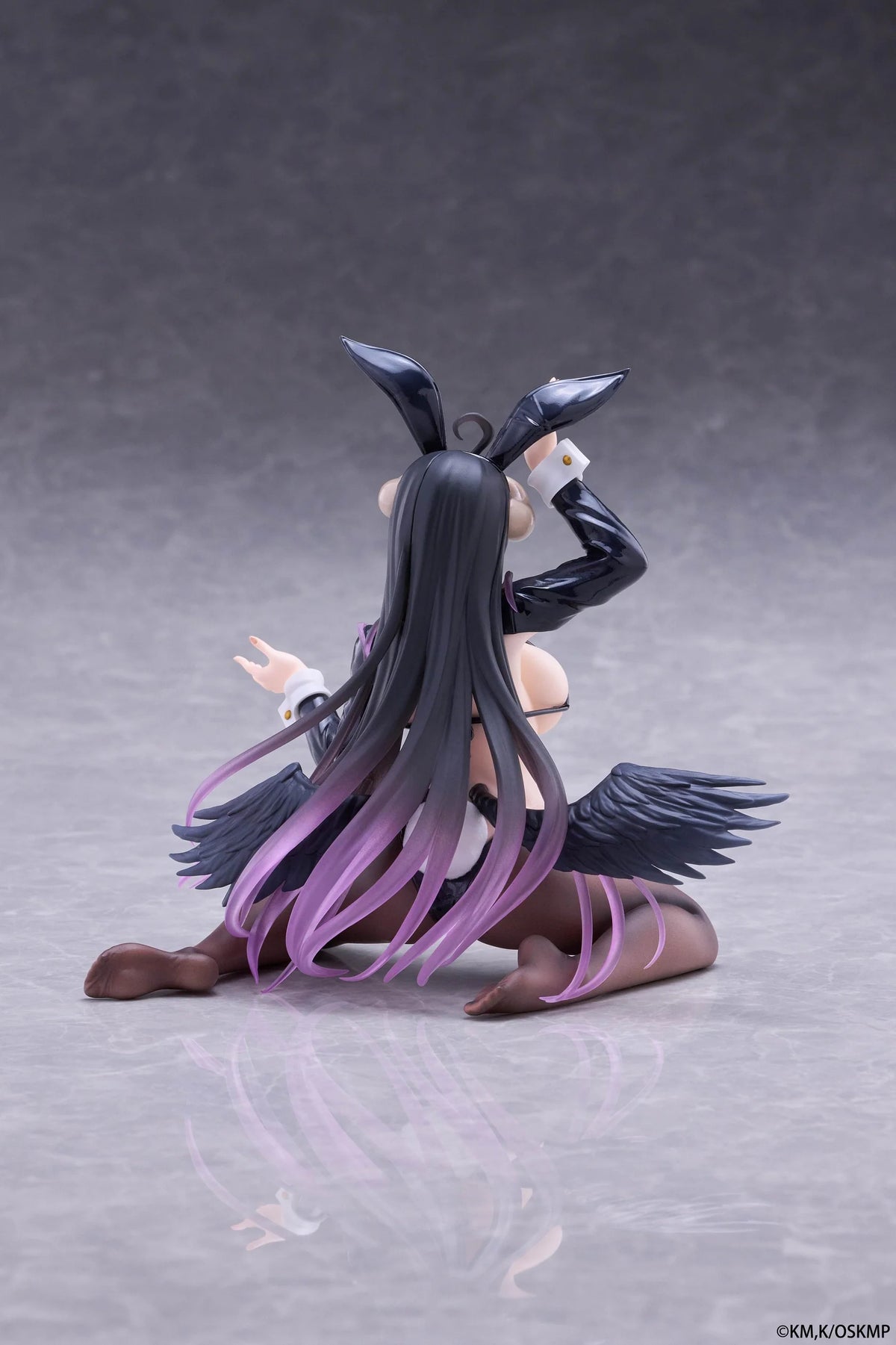 (Pre-Order) Overlord MOFLOCK Prize Figure - Albedo (Reverse Bunny suit Ver.)
