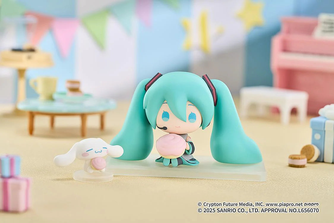 (Pre-Order) Hatsune Miku x Cinnamoroll Collectible - Chibi Figure Blind Box