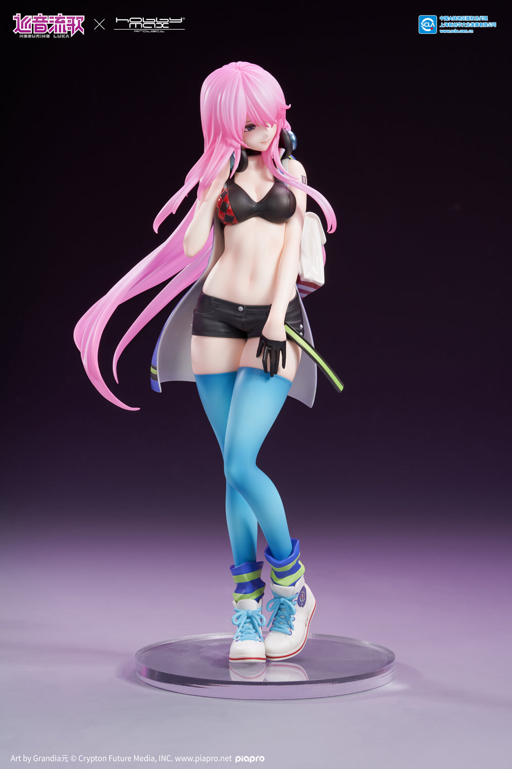 (Pre-Order) Hatsune Miku - Megurine Luka - 1/7 Scale Figure - Street Chic Ver.