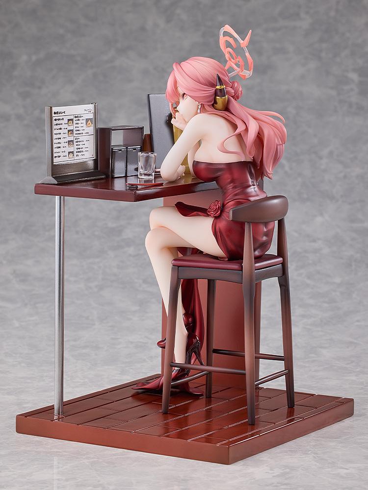 (Pre-Order) Blue Archive Aru (Dress): Memorial Lobby Ver. - 1/7 Scale Figure