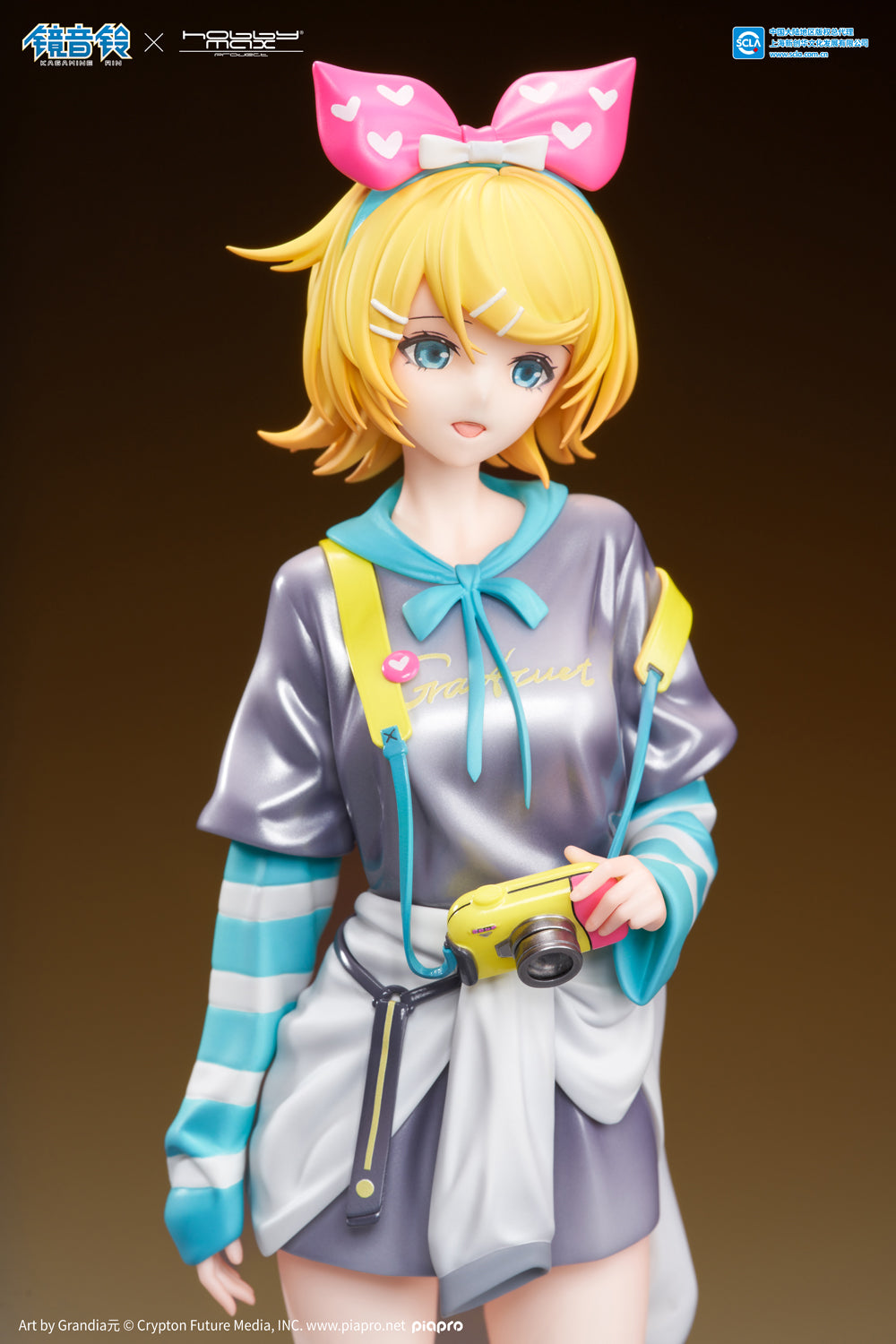 (Pre-Order) Hatsune Miku - Kagamine Rin - 1/7 Scale Figure - Street Chic Ver.