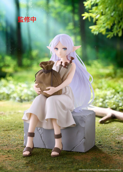 (Pre-Order) Frieren: Beyond Journey's End Desktop Cute Prize Figure - Frieren (In training Ver.)