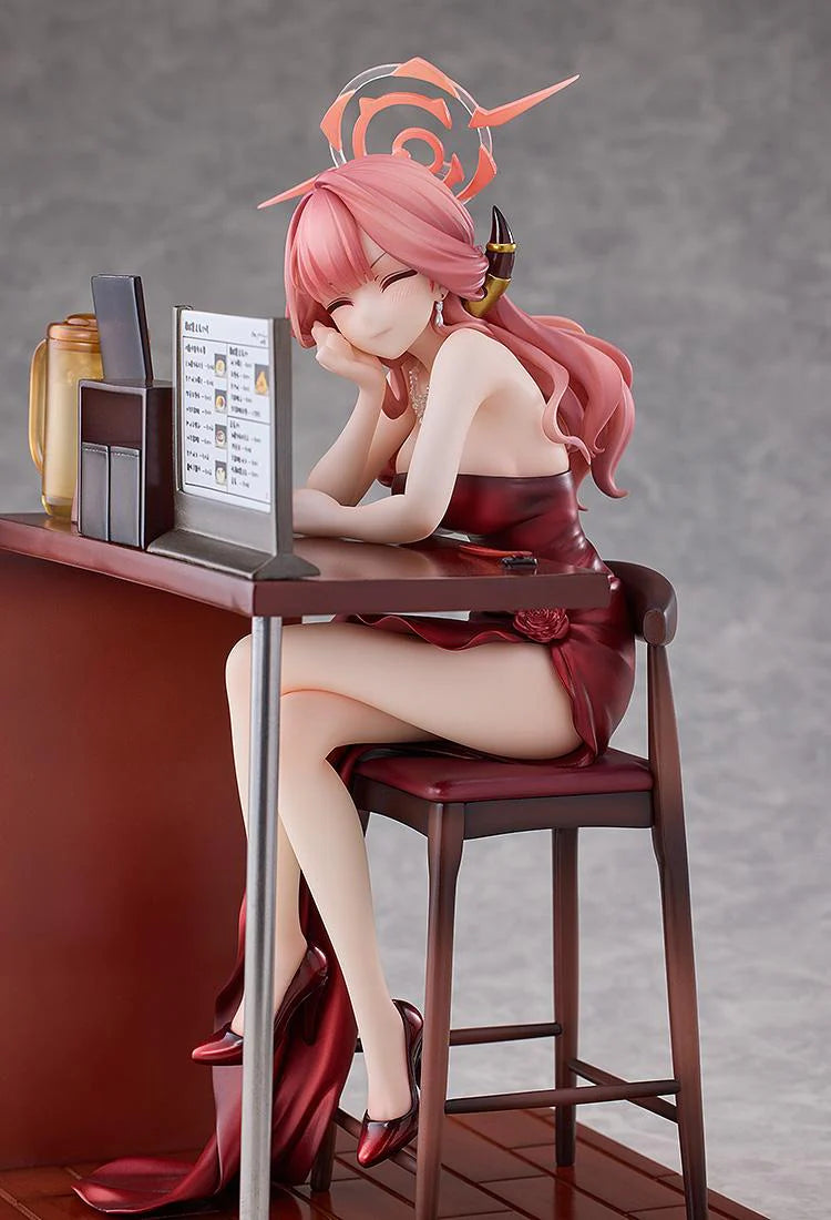 (Pre-Order) Blue Archive Aru (Dress): Memorial Lobby Ver. - 1/7 Scale Figure