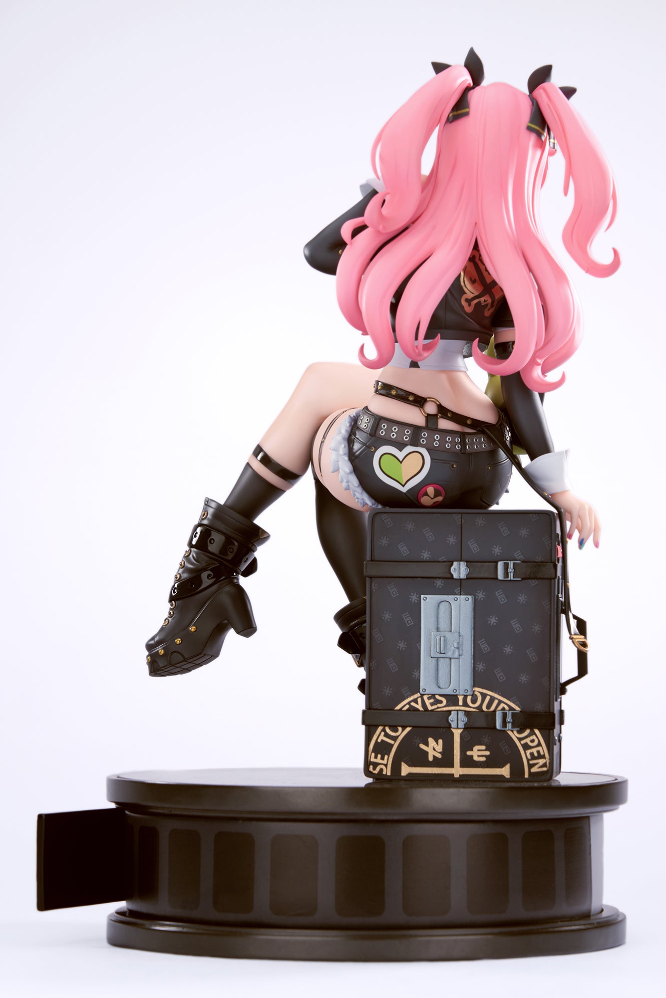 (Pre-Order) Zenless Zone Zero - Nicole Demara - 1/7 Scale Figure