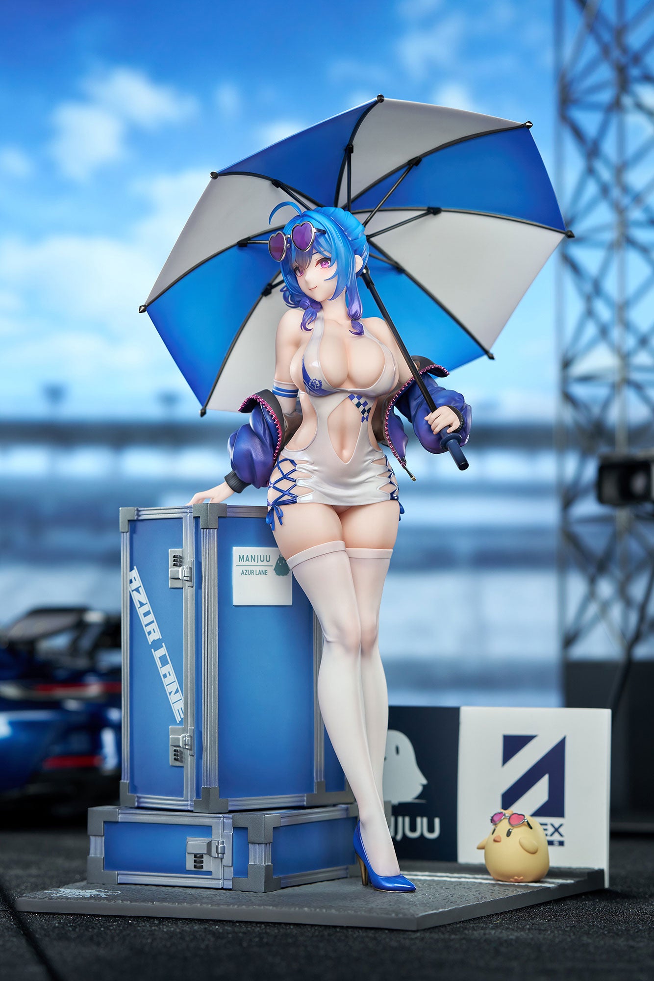 (Pre-Order) Azur Lane St. Louis: Race Queen Ver. 1/7 Scale Figure