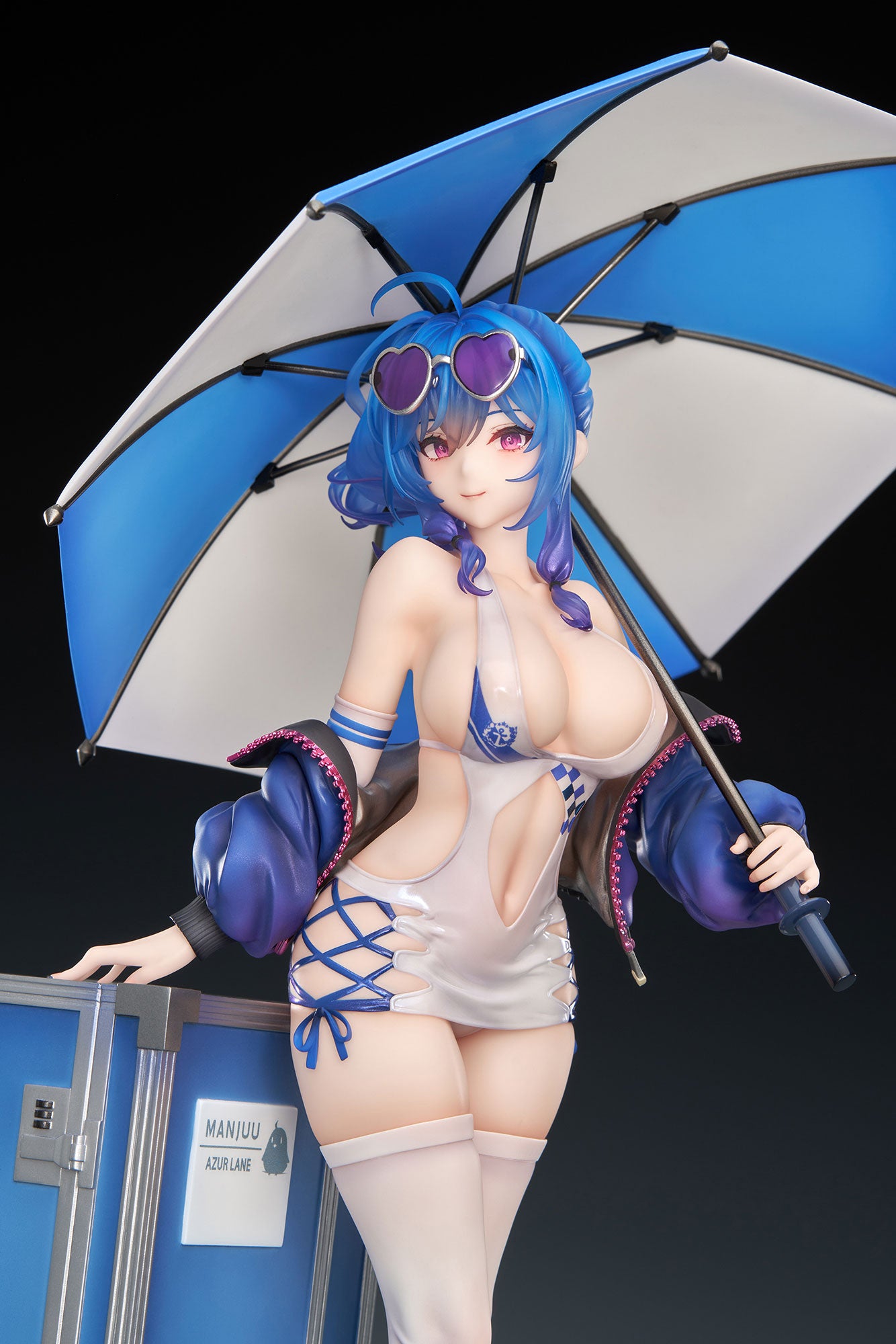 (Pre-Order) Azur Lane St. Louis: Race Queen Ver. 1/7 Scale Figure