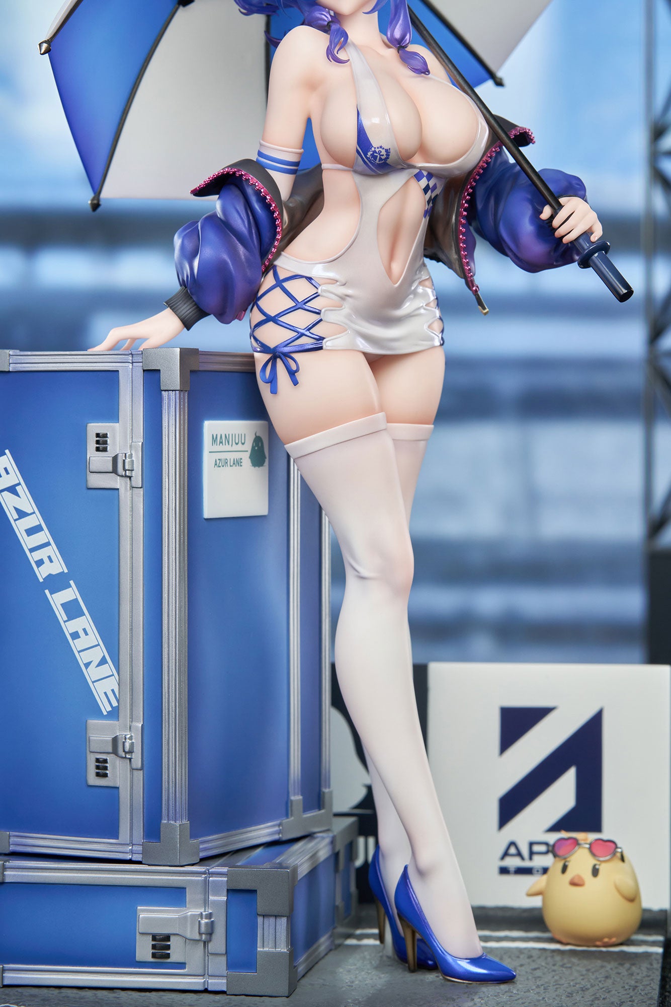 (Pre-Order) Azur Lane St. Louis: Race Queen Ver. 1/7 Scale Figure