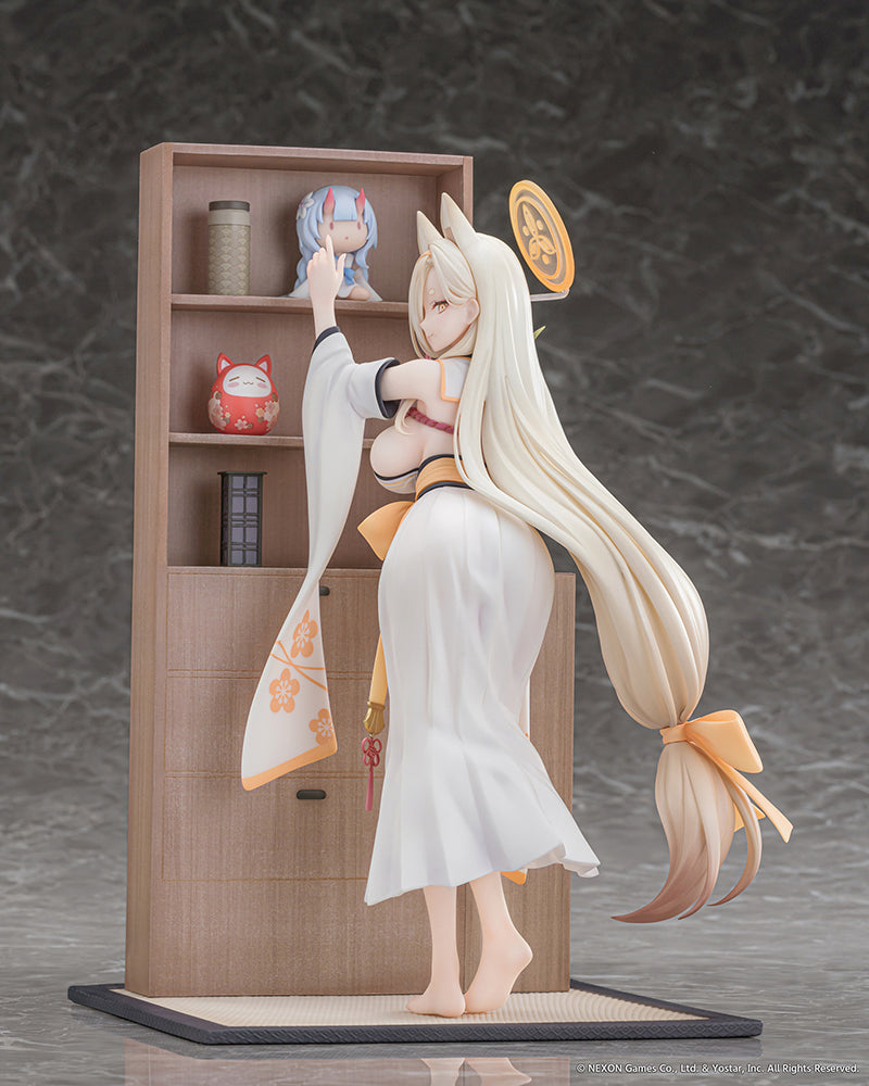 (Pre-Order) Blue Archive - Kaho Memorial Lobby Ver. - 1/7 Scale Figure