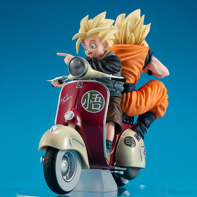 Desktop Real McCoy EX Dragon Ball Z Super Saiyan Son Goku & Super Saiyan Son Gohan & Bike - Nonscale Figure
