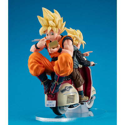 Desktop Real McCoy EX Dragon Ball Z Super Saiyan Son Goku & Super Saiyan Son Gohan & Bike - Nonscale Figure