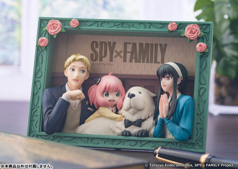 "SPY x FAMILY" Non Articulated Figure "The Forgers"