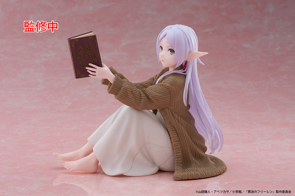 (Pre-Order) Frieren: Beyond Journey's End - Desktop Cute Prize Figure - Frieren (Roomwear Ver.)