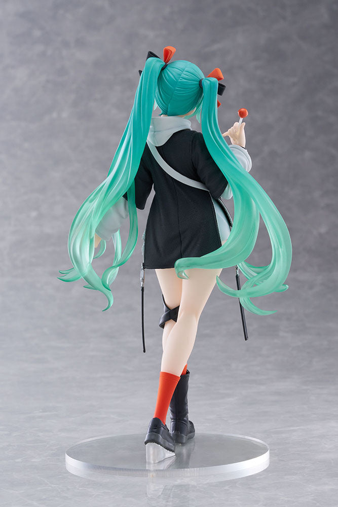 (Pre-Order) Hatsune Miku - Hatsune Miku Fashion Prize Figure - Punk Version