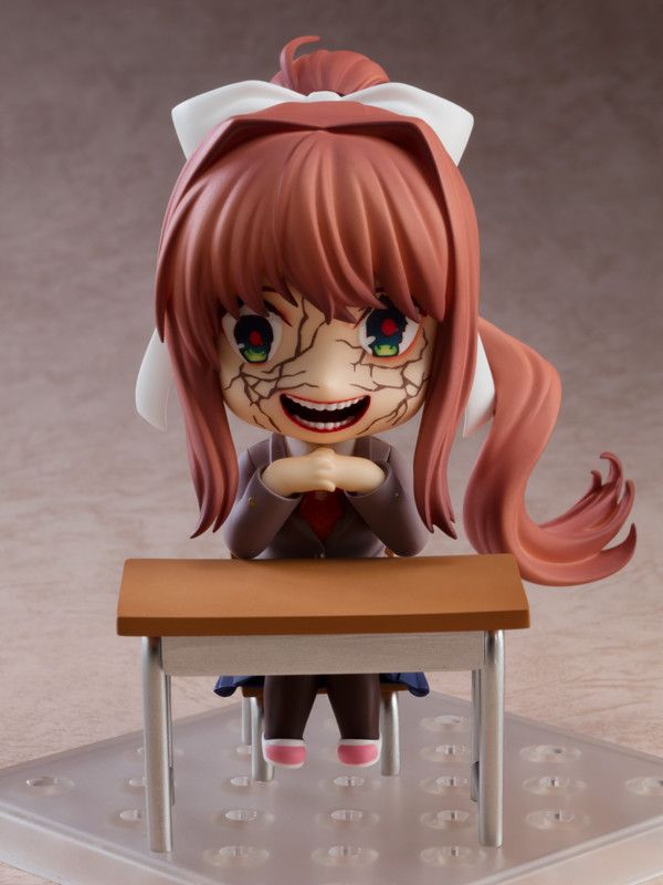 (Pre-Order) Doki Doki Literature Club! - Nendoroid Figure - Monika (rerun)