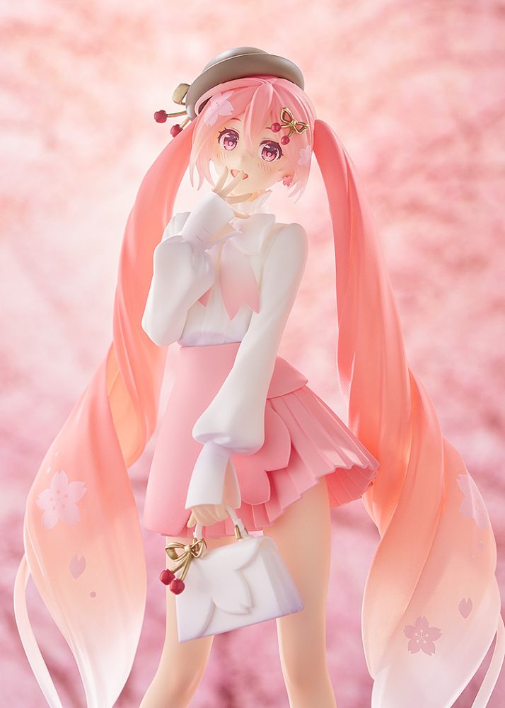 (Pre-Order) Hatsune Miku - POP UP PARADE Figure - Sakura Miku: Hanami Outfit Ver.