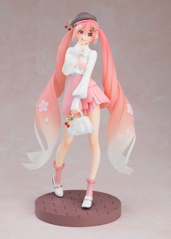 (Pre-Order) Hatsune Miku - POP UP PARADE Figure - Sakura Miku: Hanami Outfit Ver.