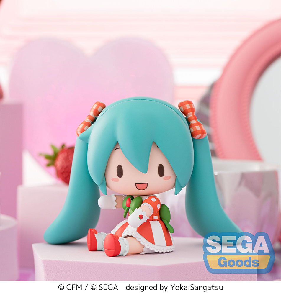 (Pre-Order) Hatsune Miku x Love and Berry Dress Up and Dance!" Chibi Figure "Lovely Strawberry" fuwa petit