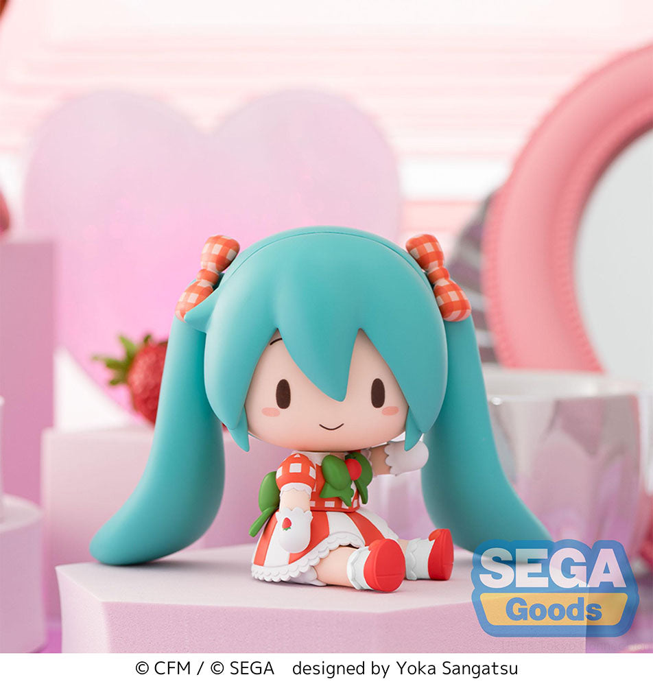 (Pre-Order) Hatsune Miku x Love and Berry Dress Up and Dance!" Chibi Figure "Lovely Strawberry" fuwa petit